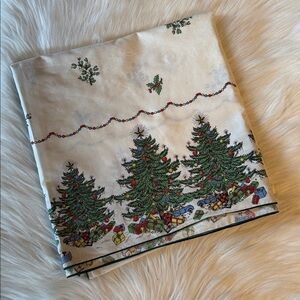 Vintage Spode Inspired Christmas Table cloth